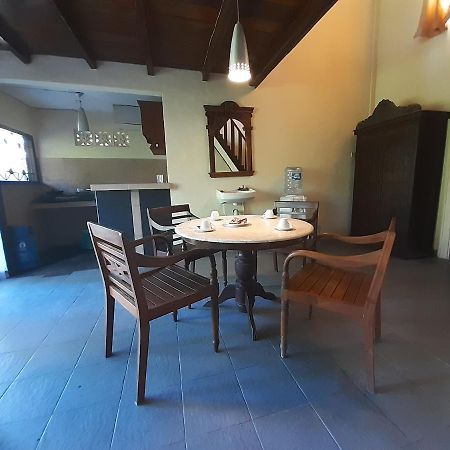 Puri Kutat Lestari Hotel Sanur  Bagian luar foto