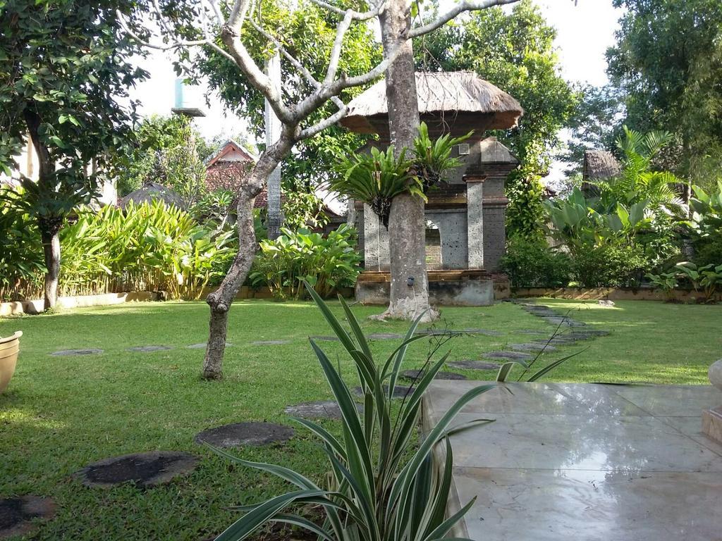 Puri Kutat Lestari Hotel Sanur  Bagian luar foto